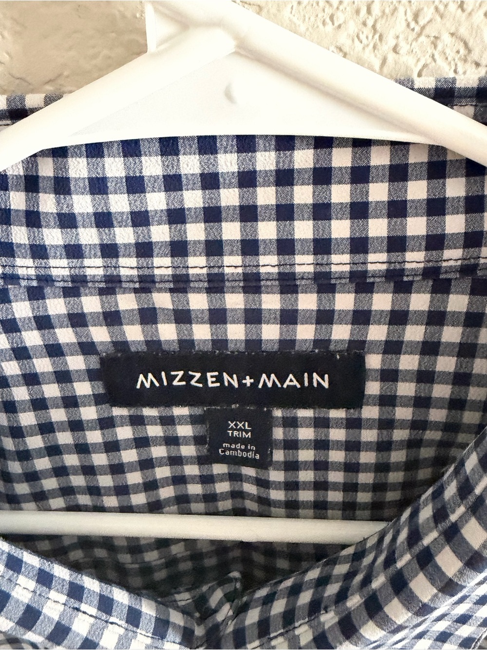Mizzen+Main Men’s Navy and White Gingham Button-Down Shirt - Wrinkle Free XXL - Picture 2 of 3